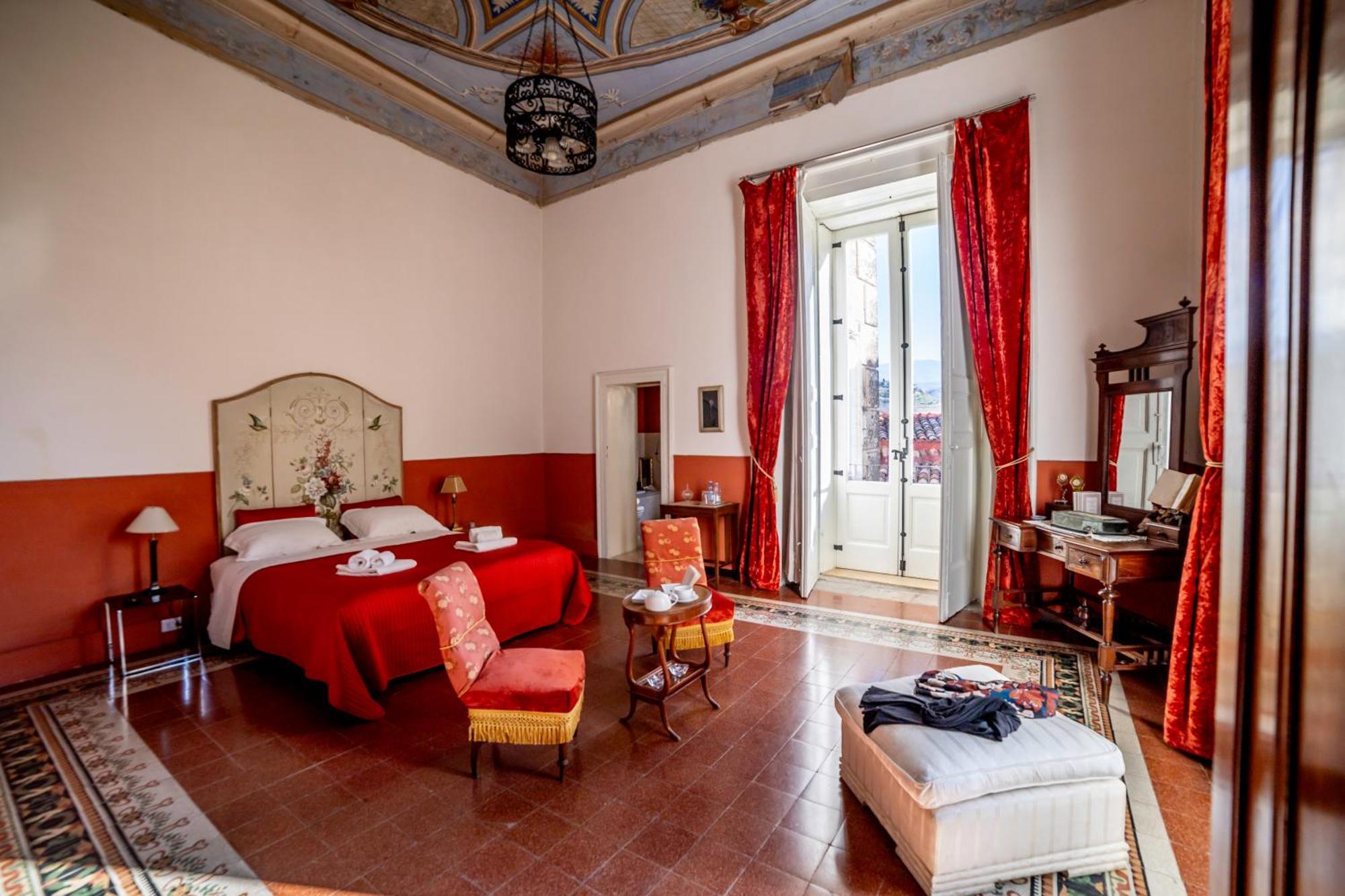 Dimora Storica Giostra Vecchia - Palazzo Grisolia 1809 Cosenza Bagian luar foto