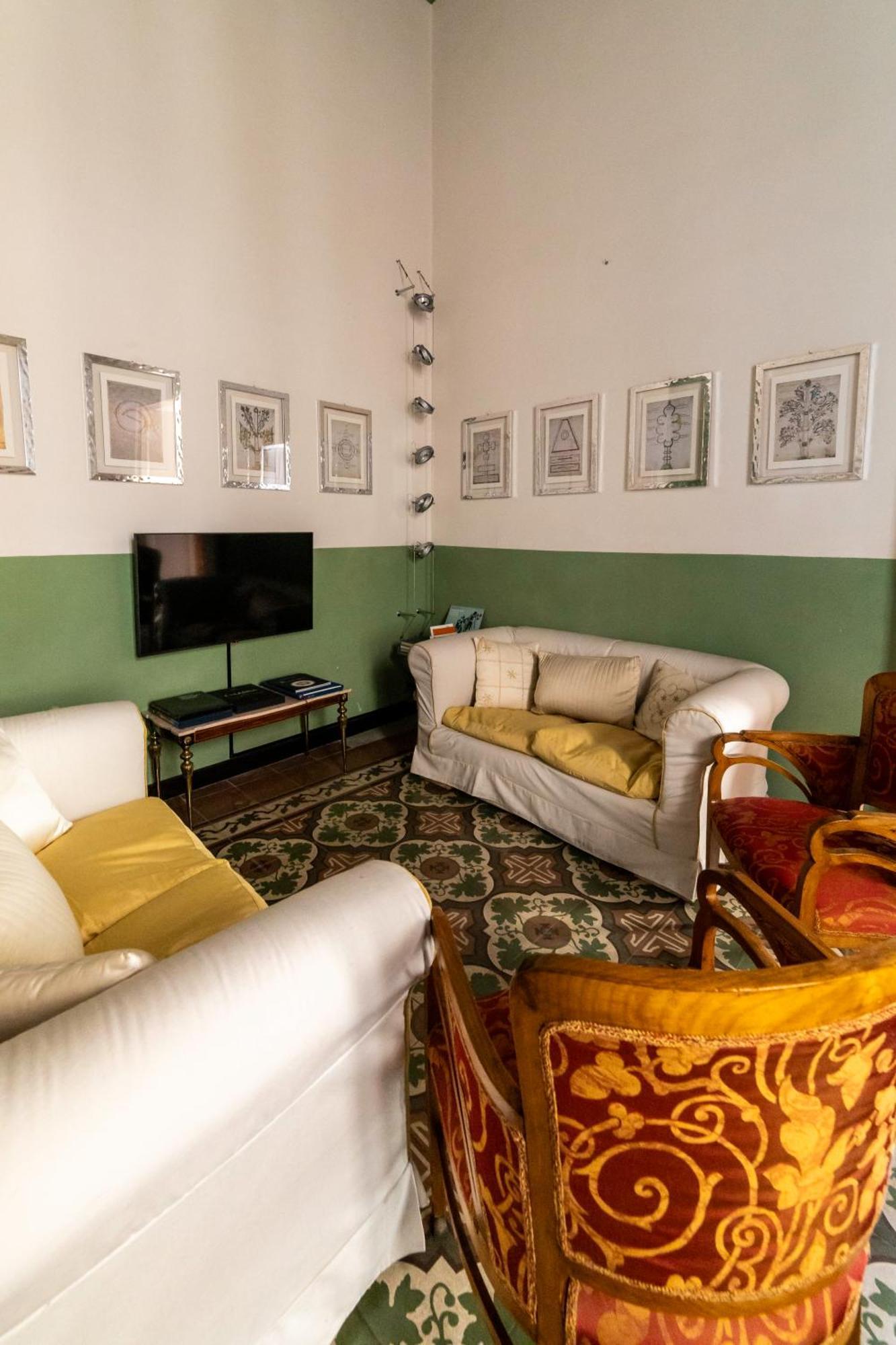 Dimora Storica Giostra Vecchia - Palazzo Grisolia 1809 Cosenza Bagian luar foto